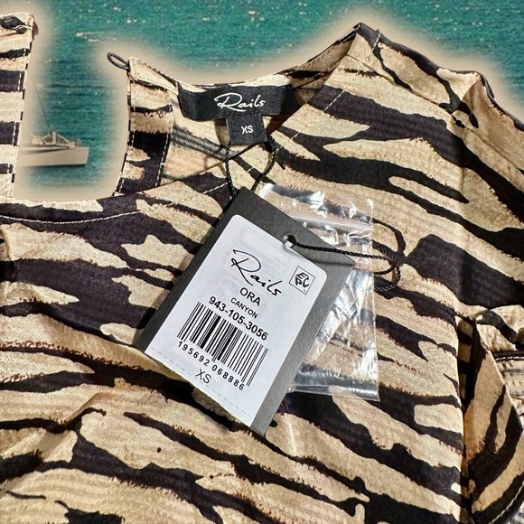 NWT Rails ‘Ora’ Dress in “Canyon Neutral” Size XS - Picture 4 of 16